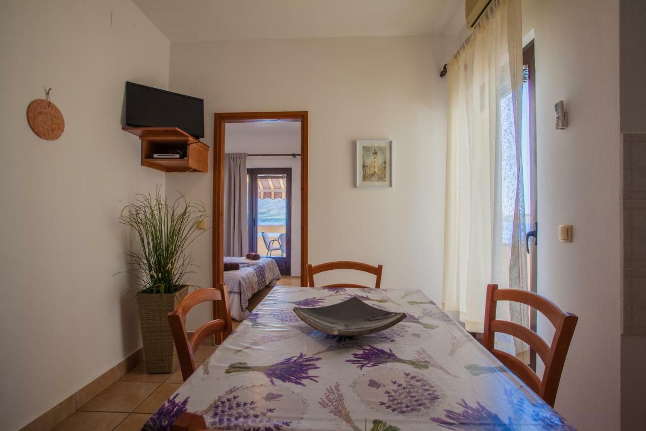 Apartmani Komesic Zubovići 外观 照片
