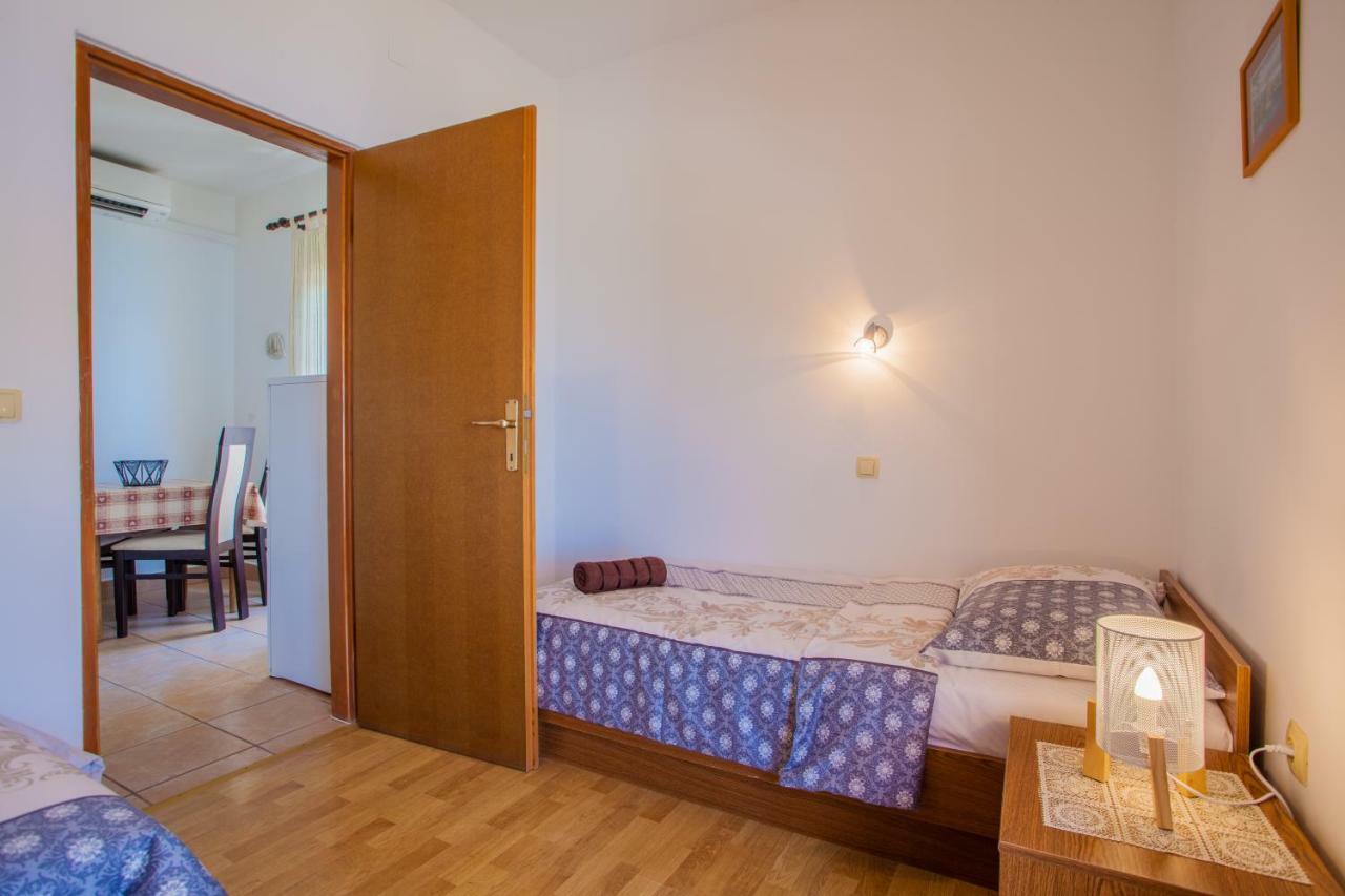 Apartmani Komesic Zubovići 外观 照片