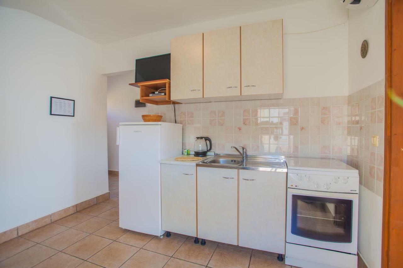 Apartmani Komesic Zubovići 外观 照片