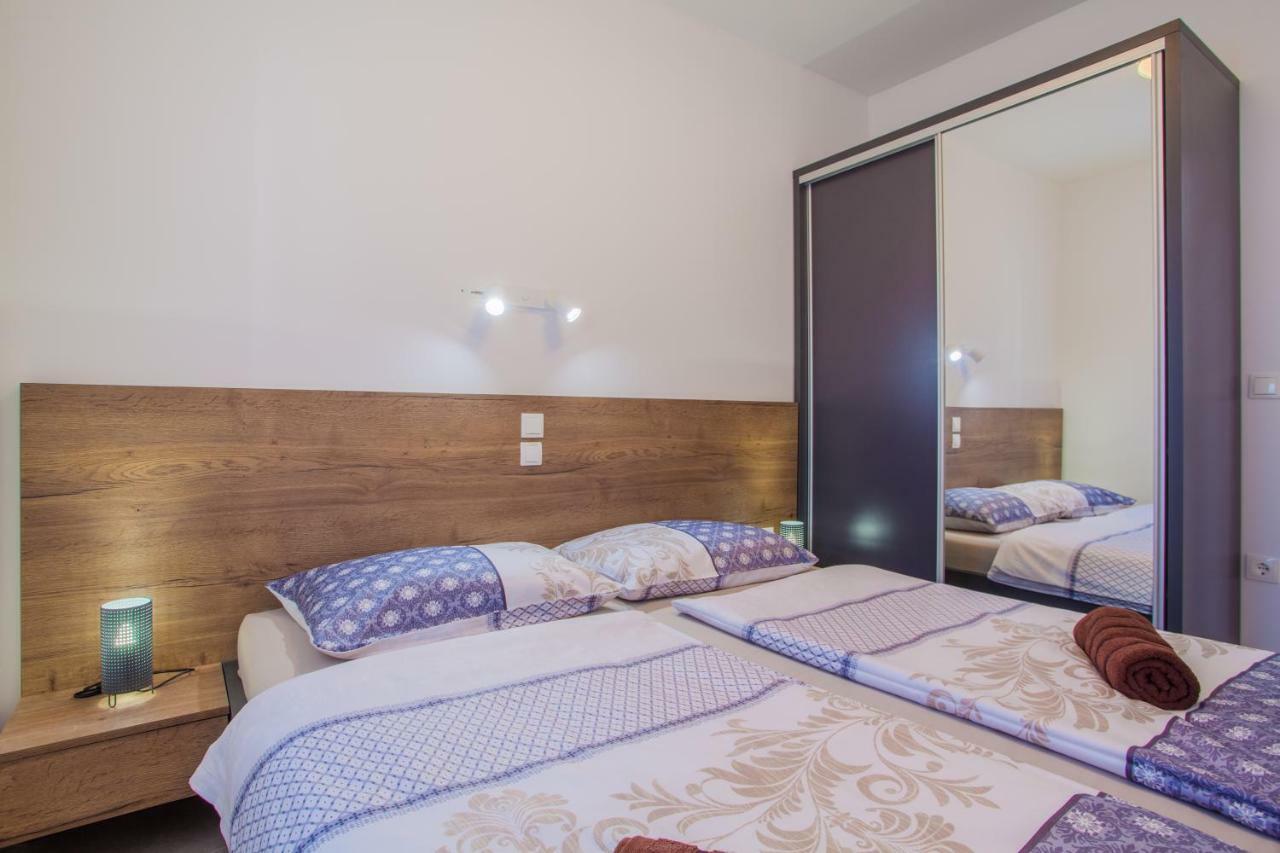 Apartmani Komesic Zubovići 外观 照片